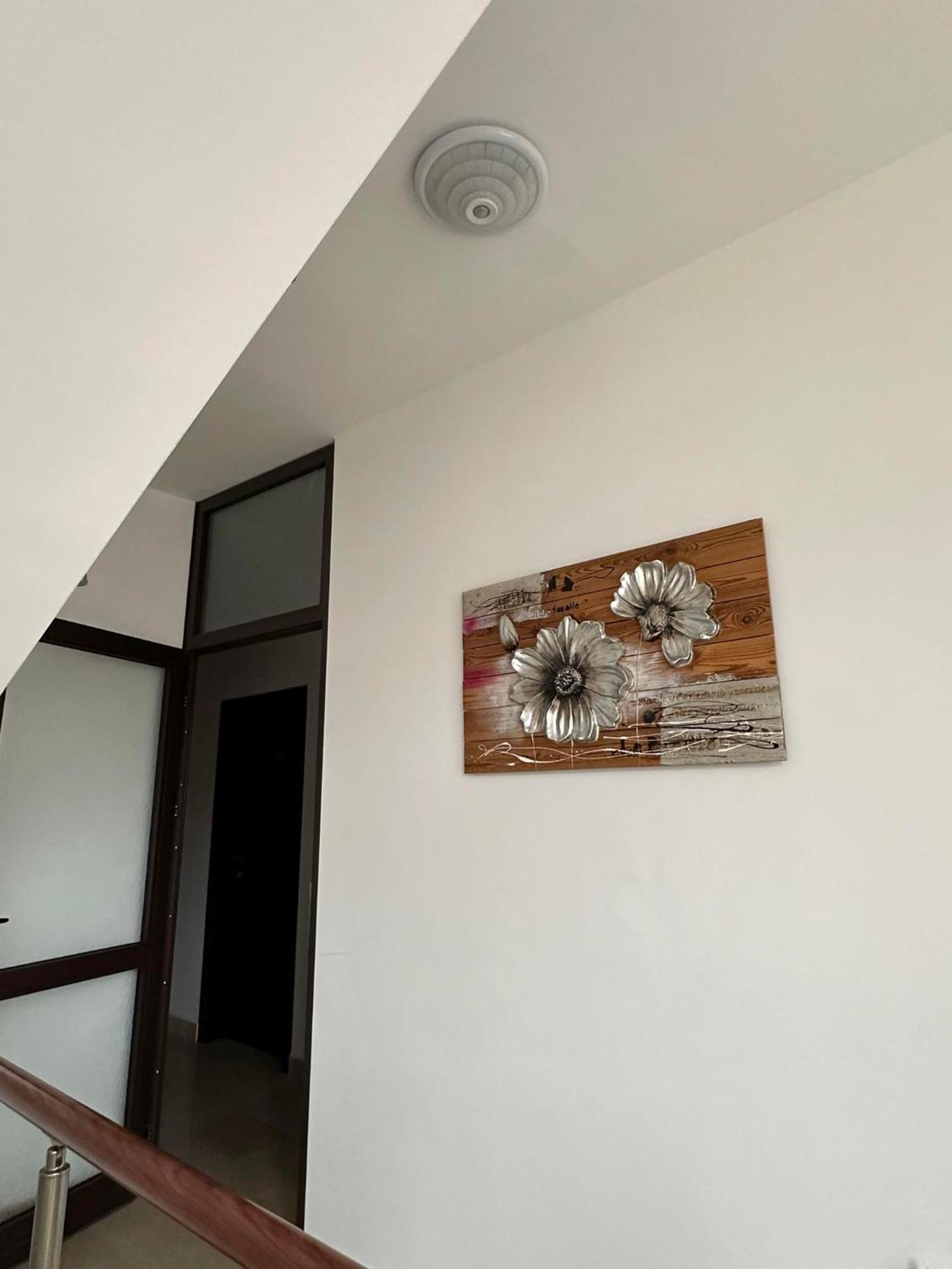 Hotel Бялата Къща à Chakalarovo Extérieur photo